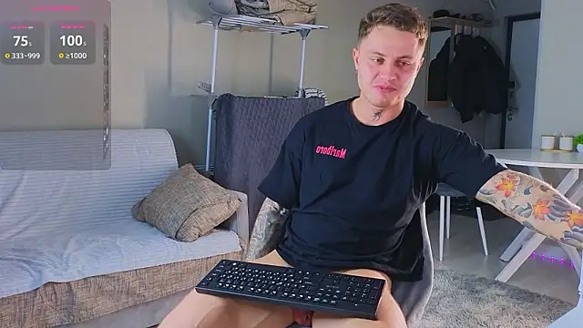 Snapshot of more__than__love chatting on 02.19.26 more than love online show from 02.19.26