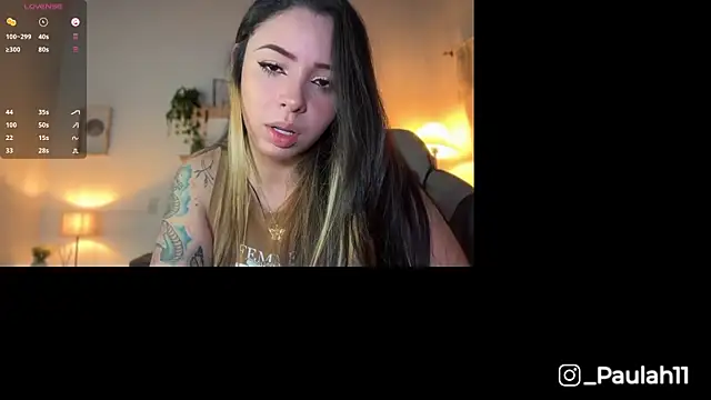 Snapshot of Paulah_x chatting on 10.08.25 Paulah x online show from 10.08.25