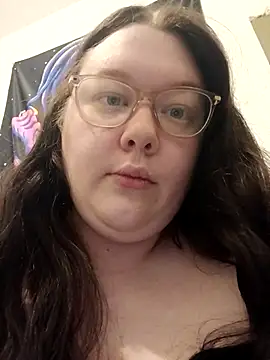 Sexycurvyemilyy online show from 02.10.26