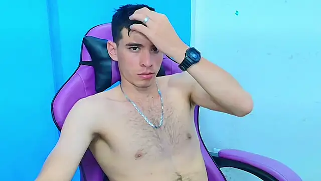 Snapshot of DEIBY_BABY chatting on 02.20.25 DEIBY BABY online show from 02.20.25