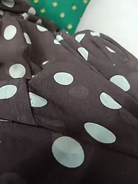 Sexybomb33 online show from 01.04.25