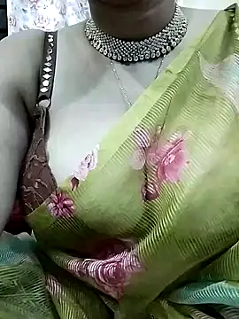 Sexybomb33 online show from 01.26.25