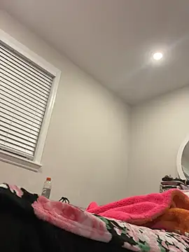 DominiqueX0 online show from 02.28.25