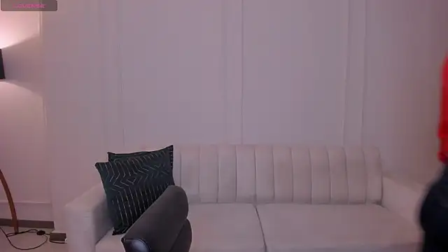 Snapshot of SunnyRivers chatting on 11.13.25 SunnyRivers online show from 11.13.25