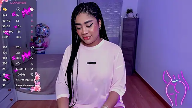 Snapshot of briana_walker chatting on 11.15.25 briana walker online show from 11.15.25