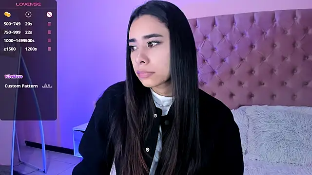 AmyOlimpo online show from 02.18.25