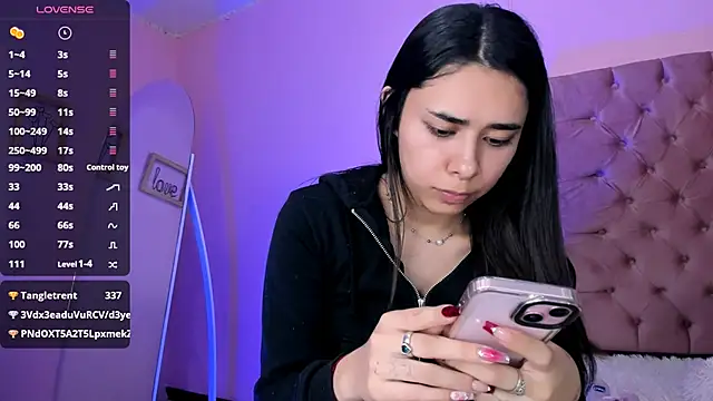 AmyOlimpo online show from 02.20.25