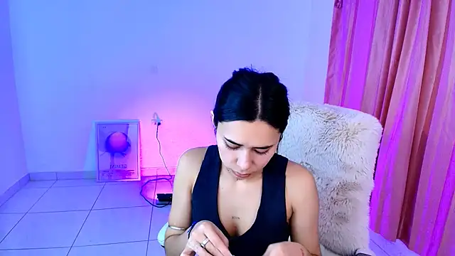 Snapshot of AmyOlimpo chatting on 02.12.26 AmyOlimpo online show from 02.12.26