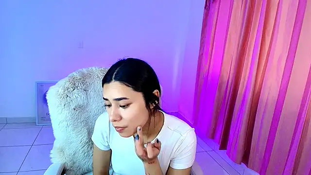 Snapshot of AmyOlimpo chatting on 02.18.26 AmyOlimpo online show from 02.18.26