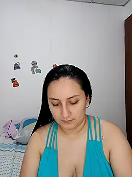 Snapshot of Angeelus2 chatting on 04.26.26 Angeelus2 online show from 04.26.26
