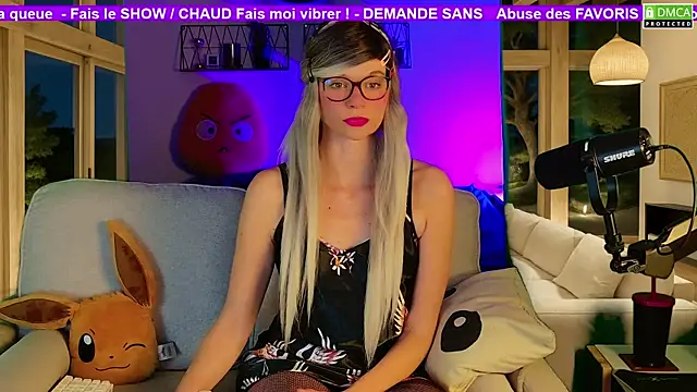 Kittychatte online show from 11.10.25