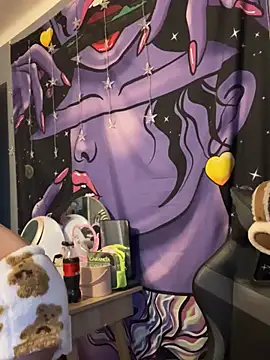 LaPetitechienne1 online show from 01.09.25