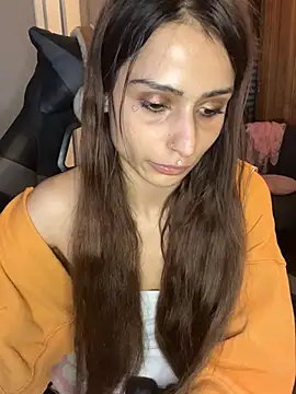 LaPetitechienne1 online show from 01.26.25