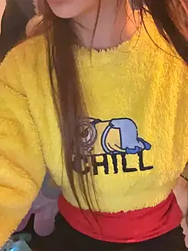 LaPetitechienne1 online show from 02.06.25