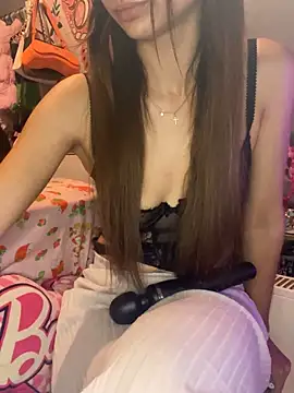 LaPetitechienne1 online show from 10.09.25