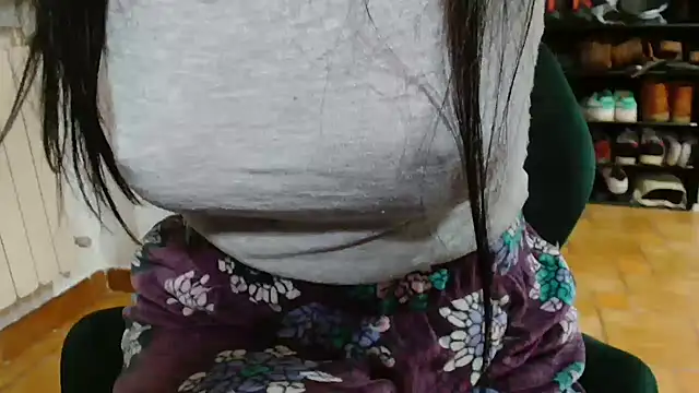 Snapshot of patatinahot87 chatting on 01.11.26 patatinahot87 online show from 01.11.26