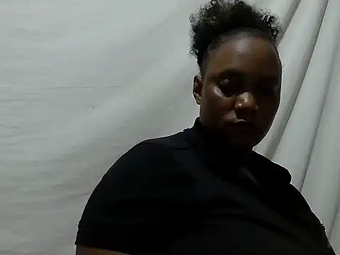 Snapshot of swt_wet_pus chatting on 10.30.25 swt wet pus online show from 10.30.25