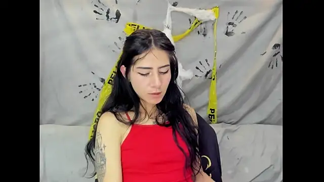 Snapshot of Mhelanny2 chatting on 10.31.25 Mhelanny2 online show from 10.31.25