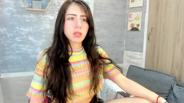 Snapshot of Mhelanny2 chatting on 04.26.26 Mhelanny2 online show from 04.26.26