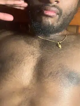 Snapshot of Mesonic_Empire chatting on 12.14.25 Mesonic Empire online show from 12.14.25