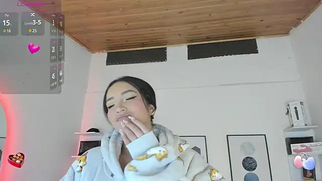 cristal  hot 1 online show from 02.10.25