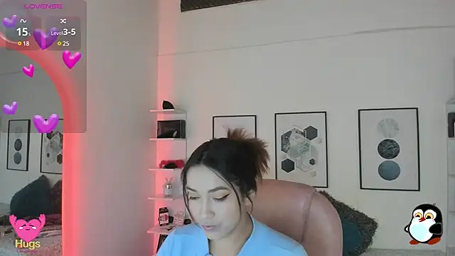 cristal  hot 1 online show from 02.16.25