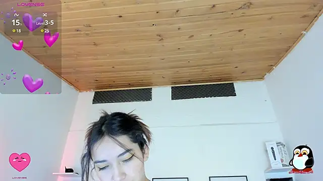 cristal  hot 1 online show from 02.23.25