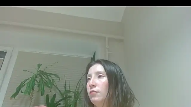 Snapshot of Sophi_Cute chatting on 02.24.25 Sophi Cute online show from 02.24.25