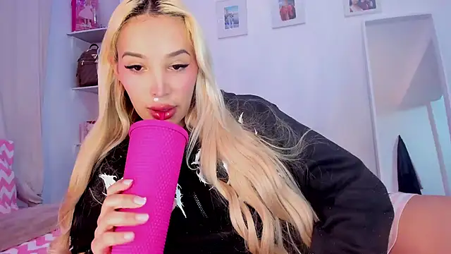  viioletweekend  online show from 03.16.26