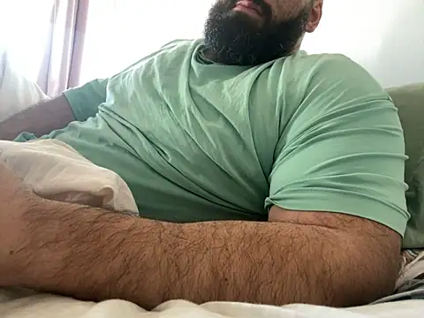 hugemachohandsome online show from 02.03.25