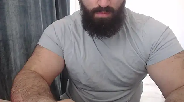 hugemachohandsome online show from 03.06.25