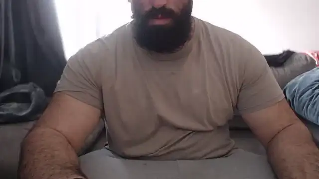 hugemachohandsome online show from 12.18.25