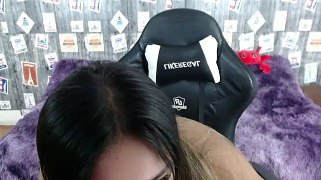 SaraCrow online show from 02.10.25