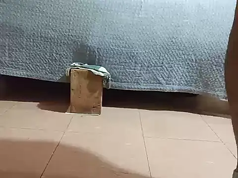 Snapshot of ffberty chatting on 09.28.25 ffberty online show from 09.28.25