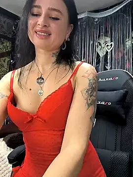 KikiXRed online show from 02.06.25