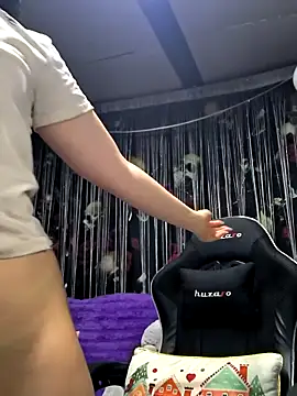 KikiXRed online show from 03.17.26