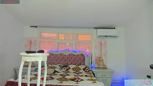 EmmaHills Sex online show from 01.12.25