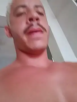 MachoScorpionCaralho online show from 01.04.25