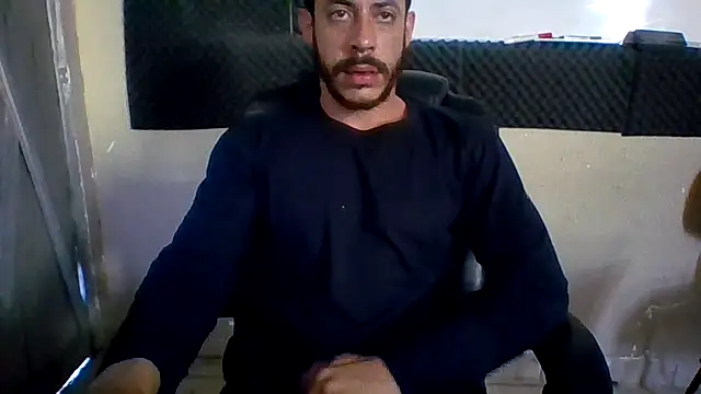 MachoScorpionCaralho online show from 09.18.25