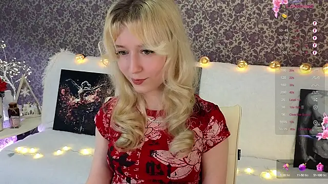 Snapshot of Arveni chatting on 03.20.25 Arveni online show from 03.20.25