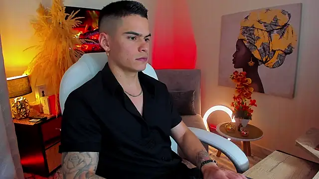 Matias Murrier online show from 02.21.25