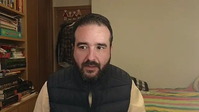 Snapshot of curiosillo83 chatting on 11.06.25 curiosillo83 online show from 11.06.25