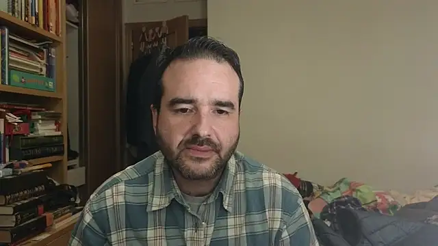 Snapshot of curiosillo83 chatting on 11.17.25 curiosillo83 online show from 11.17.25