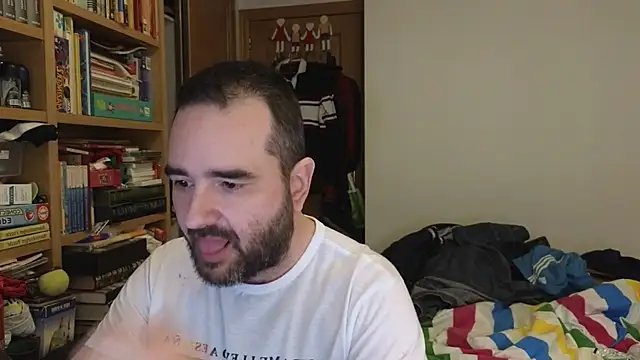 curiosillo83 online show from 04.06.26