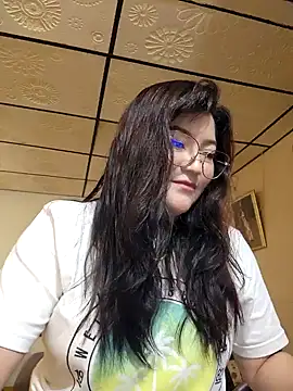 Snapshot of Sakura_0505 chatting on 12.02.24 Sakura 0505 online show from 12.02.24