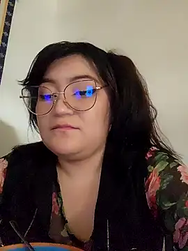 Snapshot of Sakura_0505 chatting on 12.15.24 Sakura 0505 online show from 12.15.24