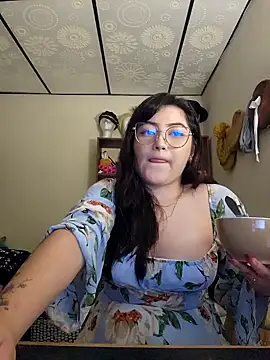 Snapshot of Sakura_0505 chatting on 12.17.24 Sakura 0505 online show from 12.17.24