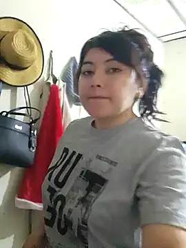 Snapshot of Sakura_0505 chatting on 12.27.24 Sakura 0505 online show from 12.27.24