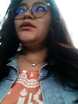 Snapshot of Sakura_0505 chatting on 02.06.25 Sakura 0505 online show from 02.06.25