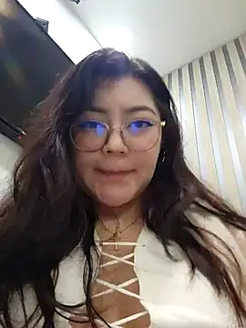 Snapshot of Sakura_0505 chatting on 03.04.25 Sakura 0505 online show from 03.04.25